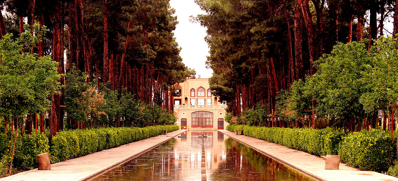 Dowlatabad Garden