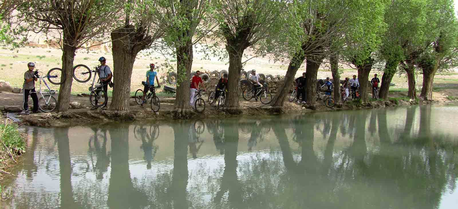 راهنمای گردشگری با دوچرخه