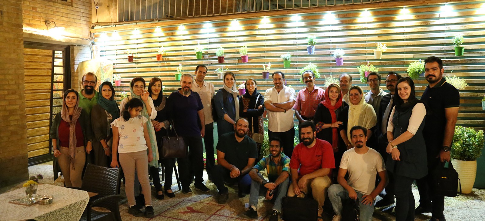 علیرضا نادری مهمان کافه آنسو